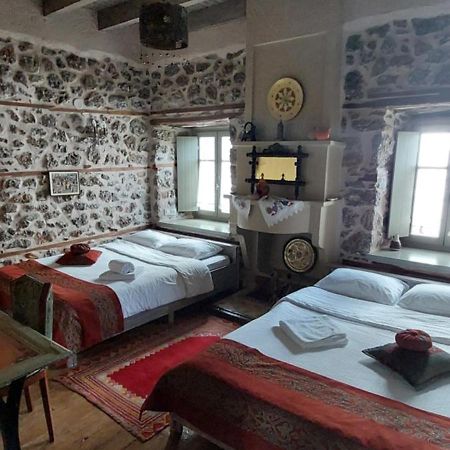 Bayiri Petit Pension Litóchoron Esterno foto