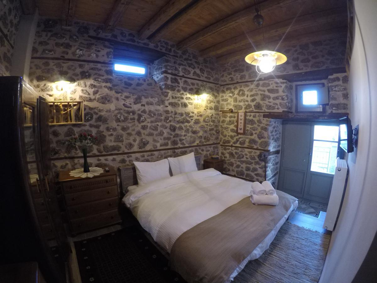 Bayiri Petit Pension Litóchoron Esterno foto