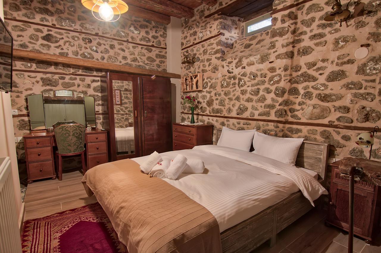 Bayiri Petit Pension Litóchoron Esterno foto