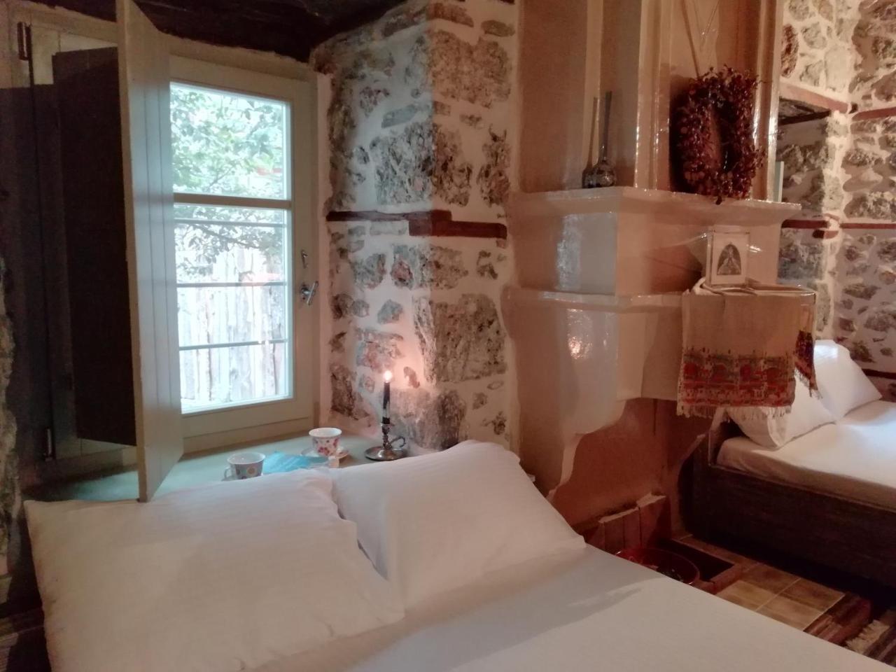 Bayiri Petit Pension Litóchoron Esterno foto