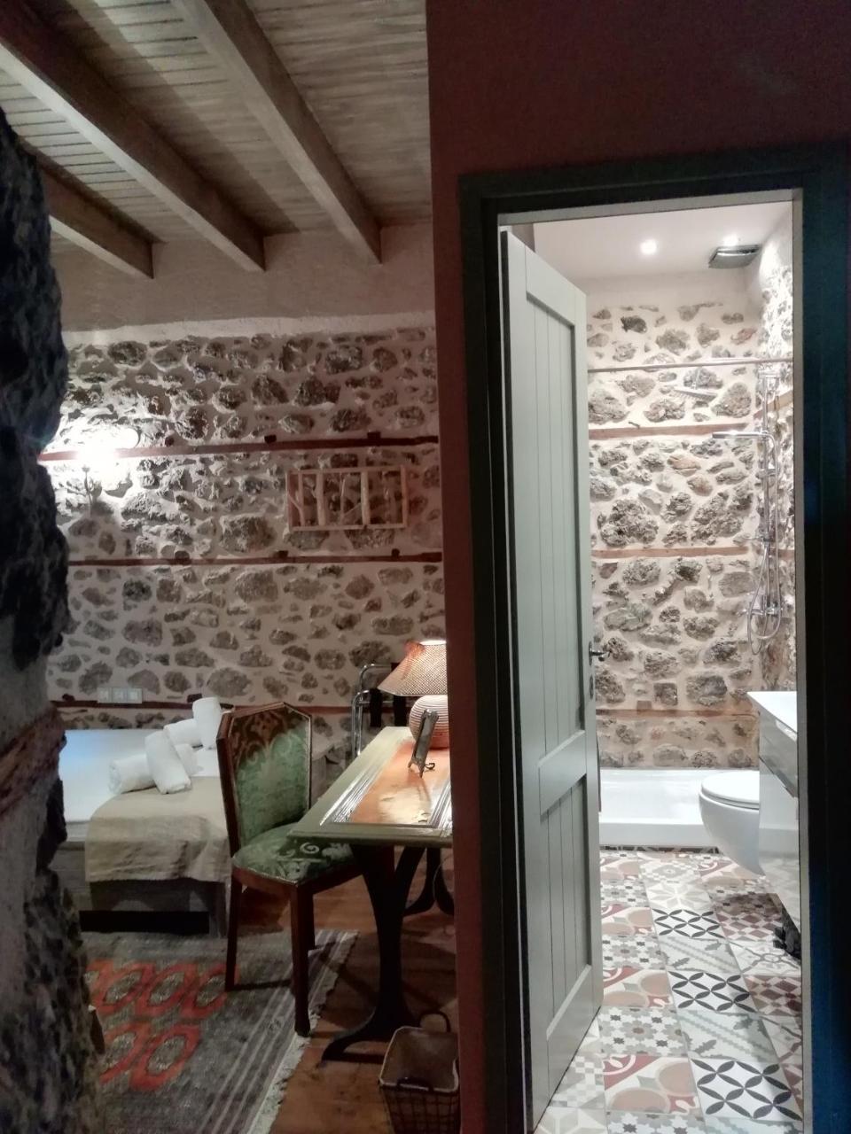 Bayiri Petit Pension Litóchoron Esterno foto
